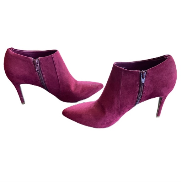 Red Heel Booties by Old Navy - Picture 4 of 8